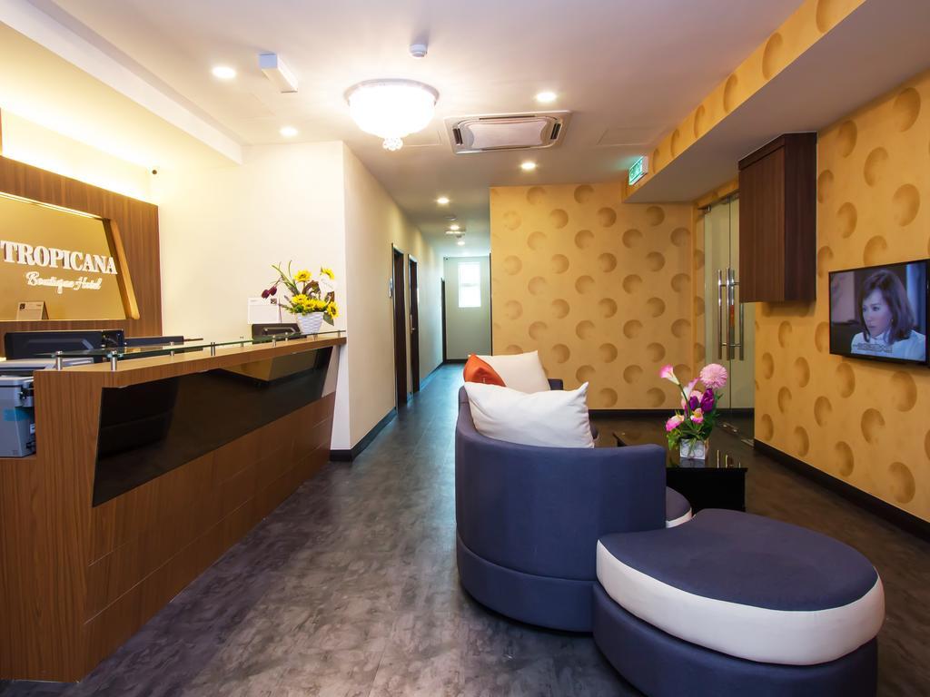 Tropicana Homestay Muar Exterior foto