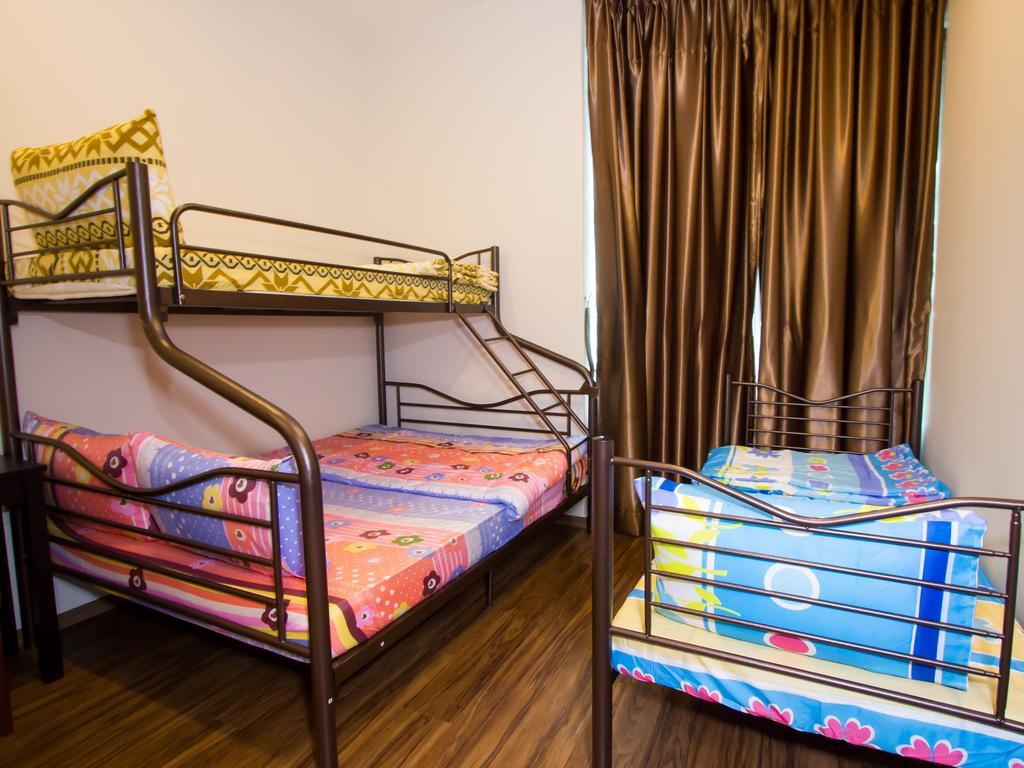 Tropicana Homestay Muar Exterior foto