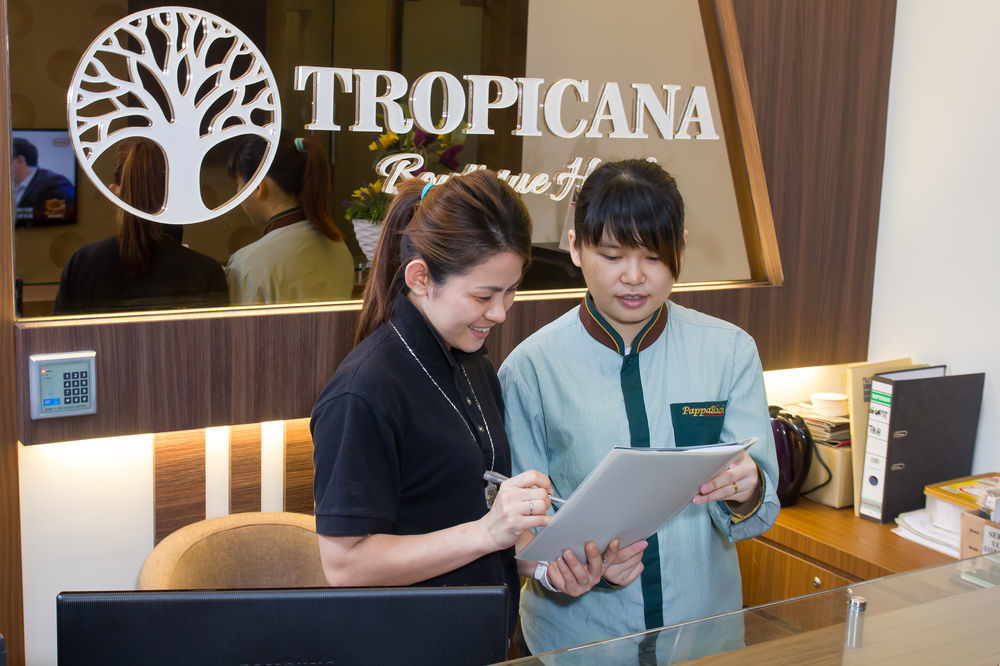 Tropicana Homestay Muar Exterior foto