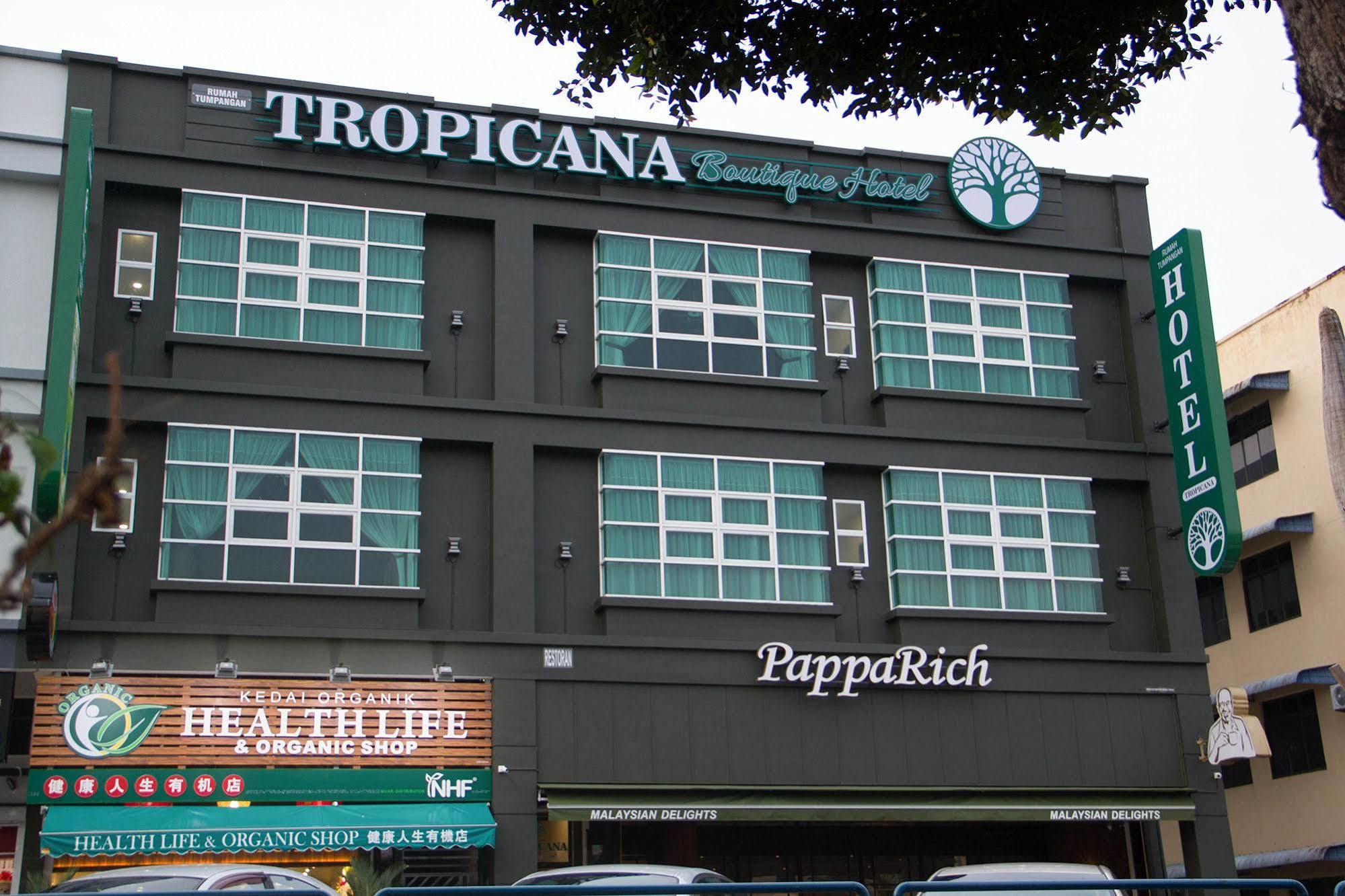 Tropicana Homestay Muar Exterior foto