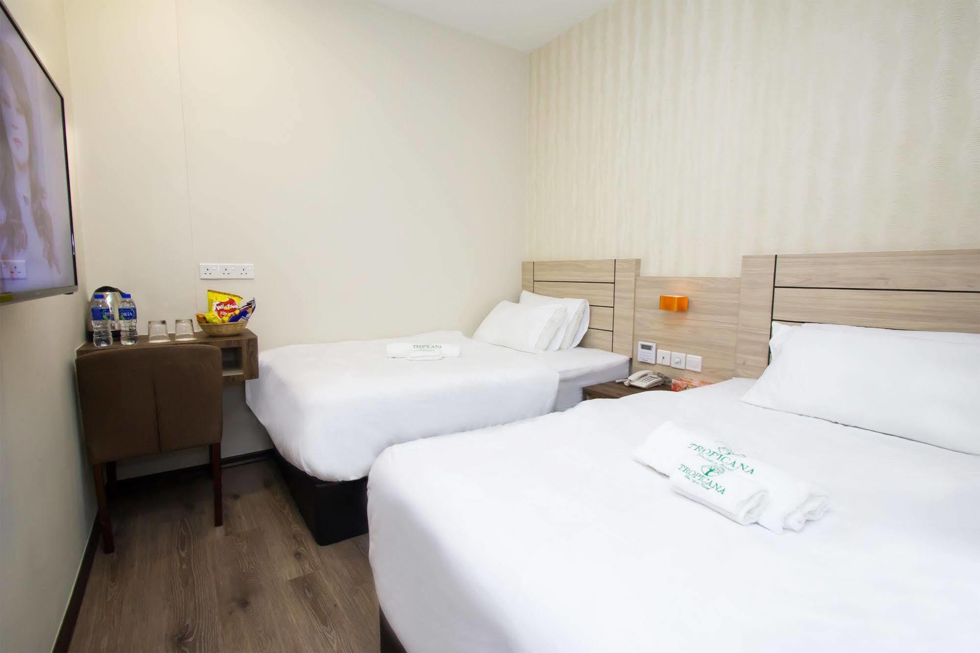 Tropicana Homestay Muar Exterior foto